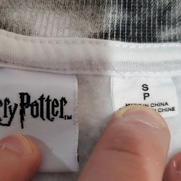 Harry potter small black and grey long sleeve crewneck sweater - Picture 7 of 8